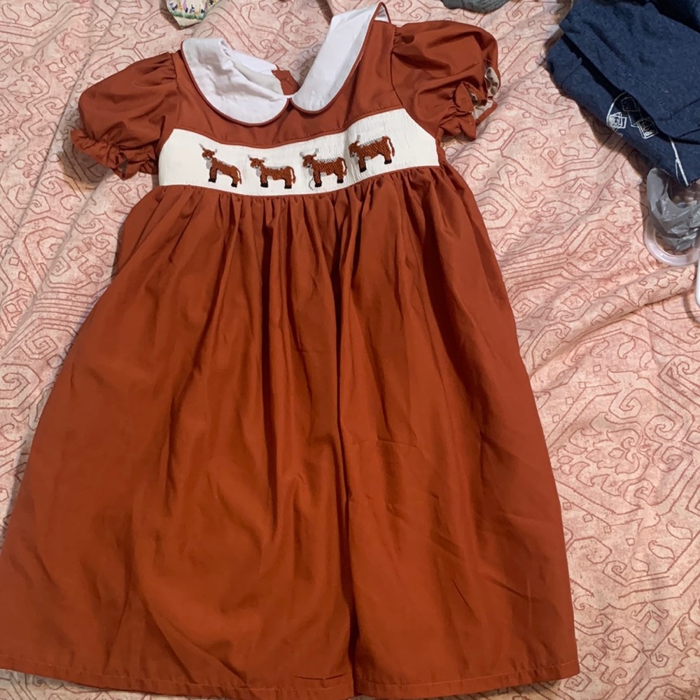 Sweet mocked, UT longhorns, Ann + Reeves dress